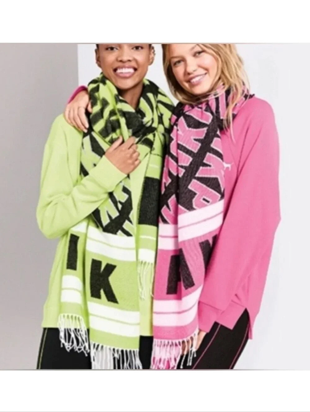 NWOT Victoria’s Secret PINK Y2K Oversized Logo Blanket Scarf Hot Pink Black